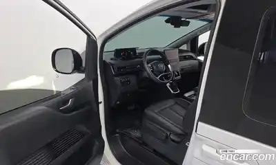 Hyundai Staria 2023 2.2 гидро в Москве № 1830181, миниатюра 10