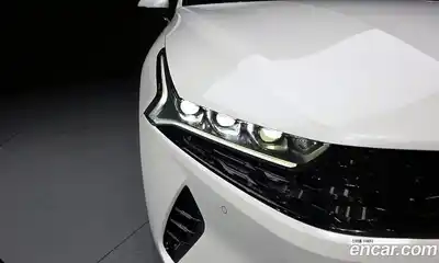 Kia K5 2022 2.0 гидро в Москве № 1832003, миниатюра 8