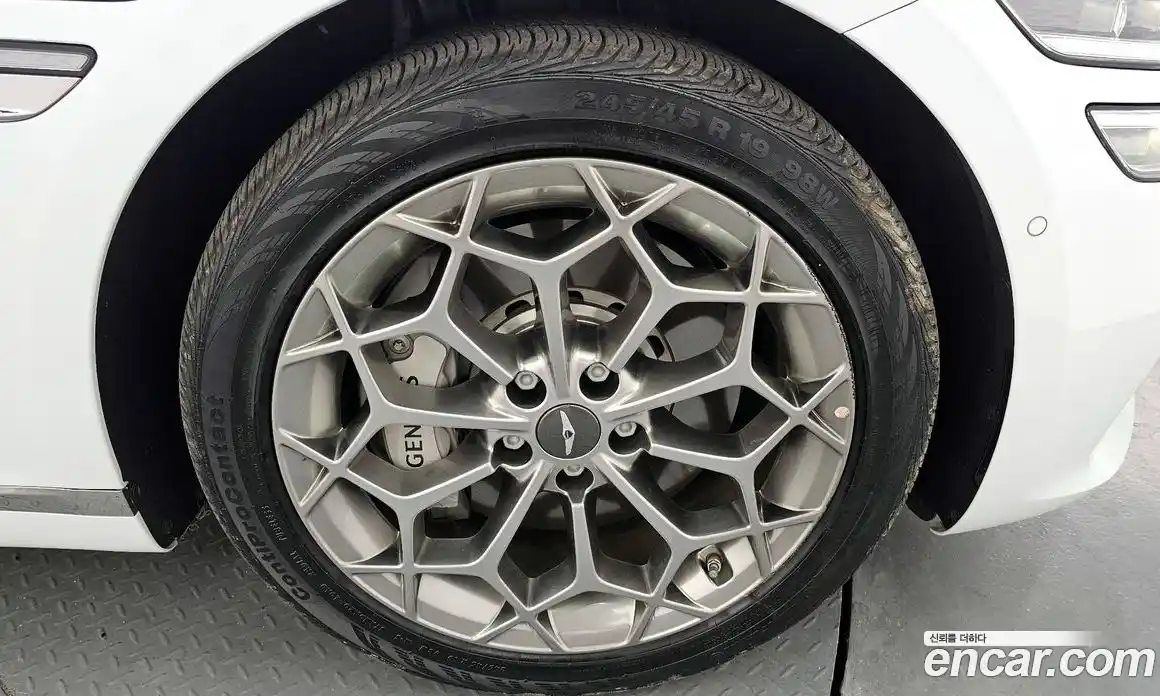 Genesis G80 2023 2.5 гидро в Москве № 1832169, фото 6