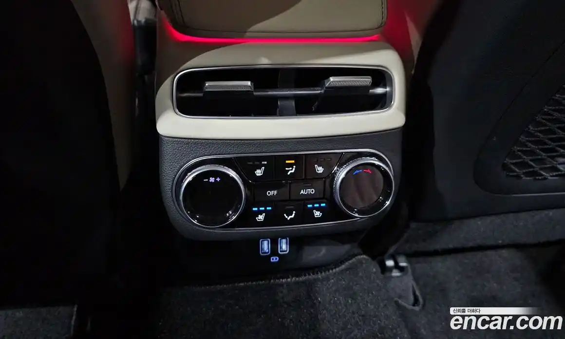 Genesis GV70 2022 3.5 гидро в Москве № 1832332, фото 25