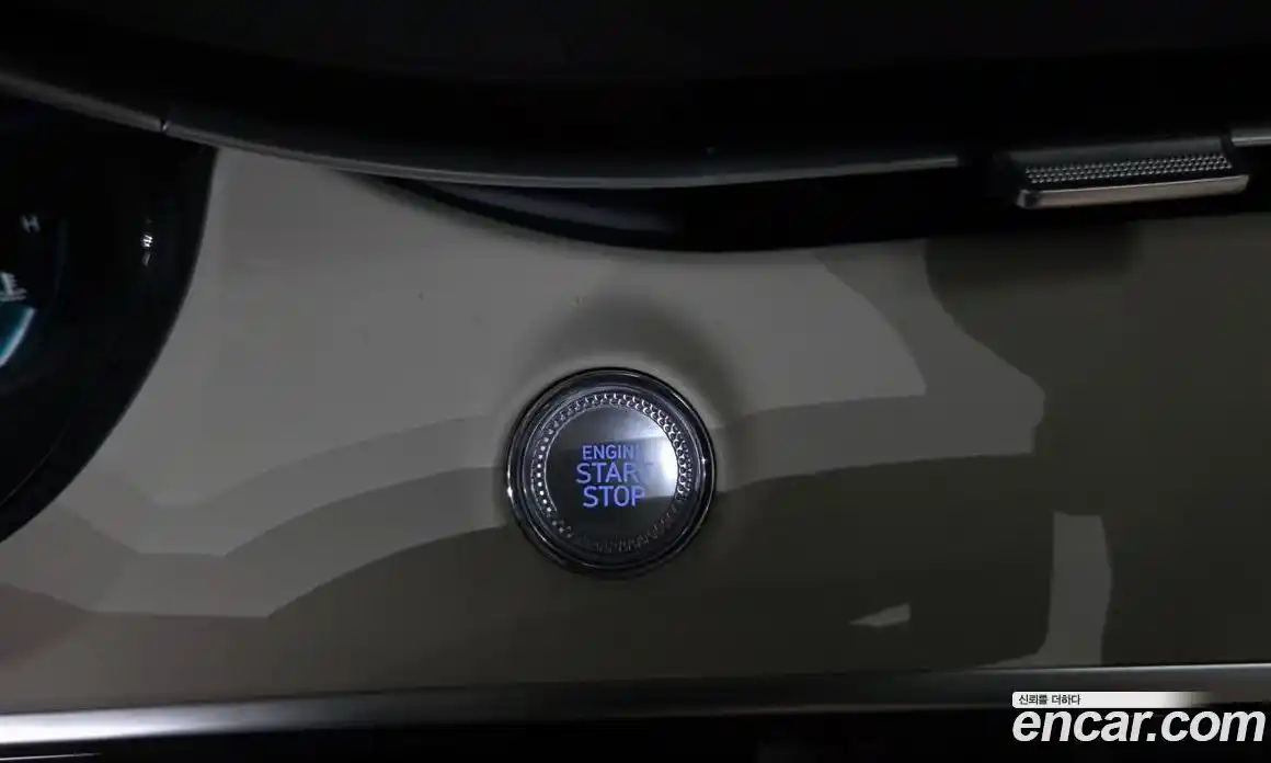 Genesis GV70 2023 2.5 гидро в Москве № 1832335, фото 27