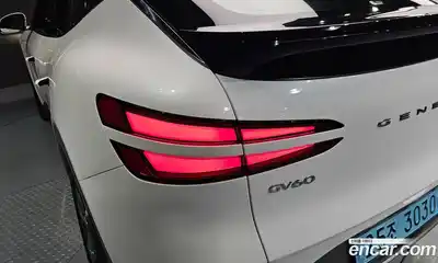 Genesis GV60 2022 0.1 гидро в Москве № 1832429, миниатюра 9