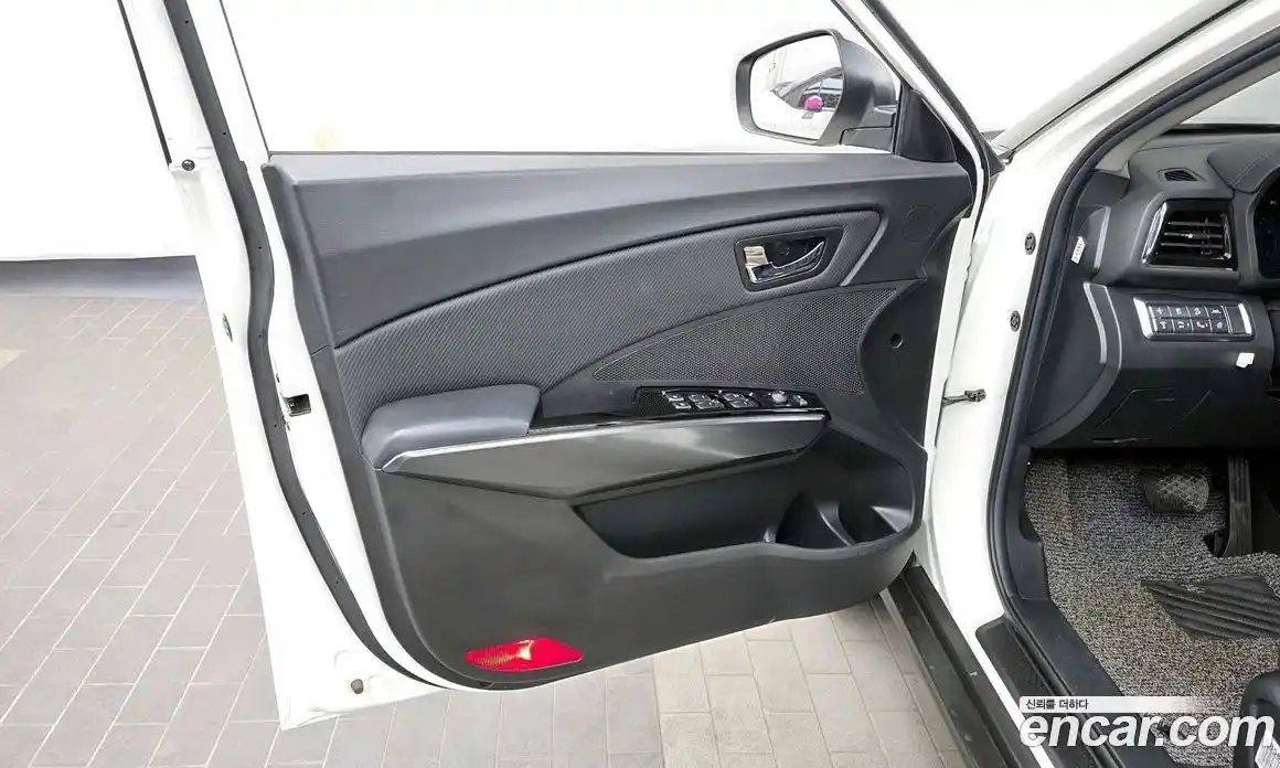 SsangYong TIBOLI 2023 1.5 гидро в Москве № 1832657, фото 14