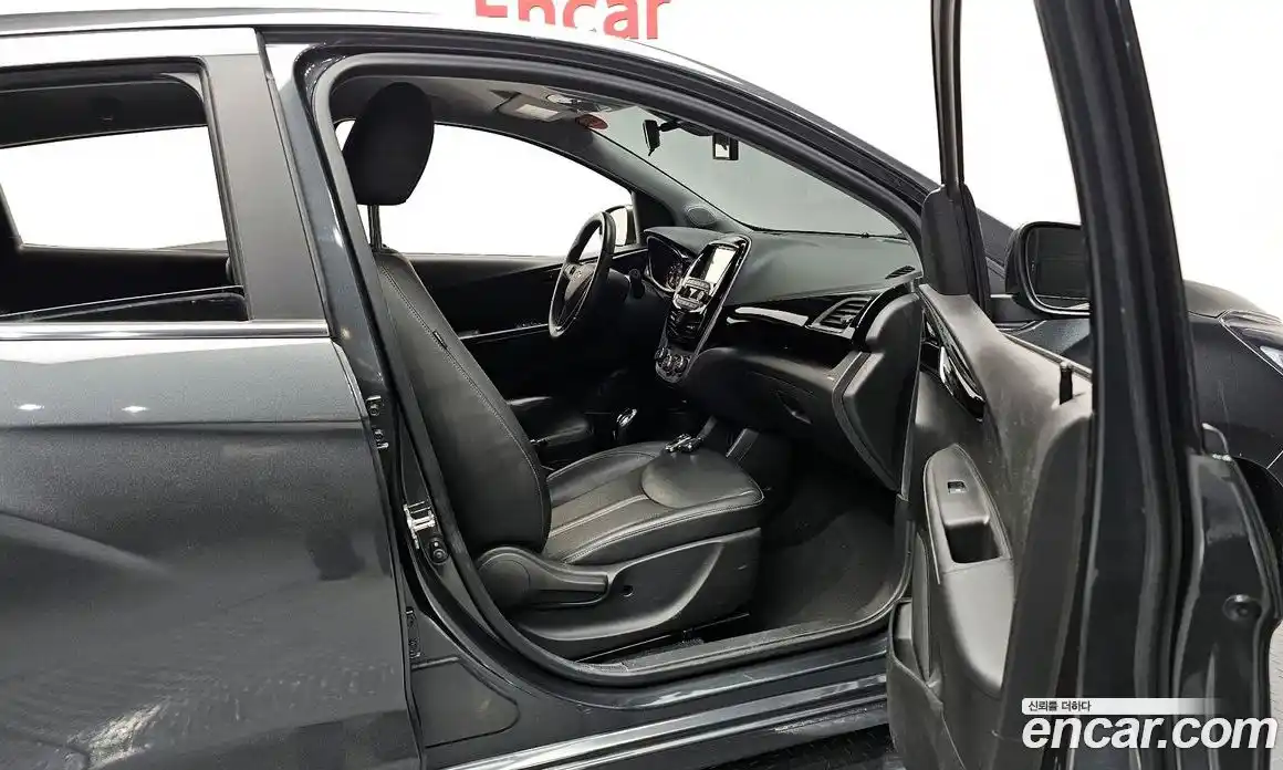 Chevrolet Spark 2019 1.0 гидро в Москве № 1833587, фото 11