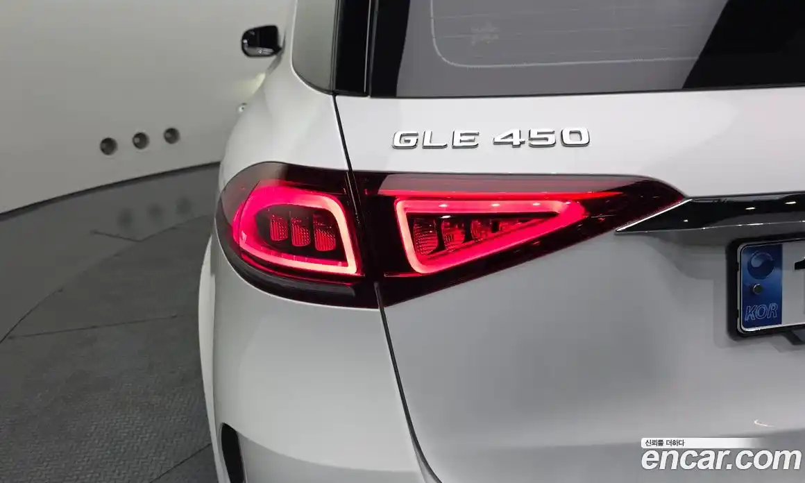 Mercedes-Benz GLE-Class 2023 3.0 гидро в Москве № 1834543, фото 9