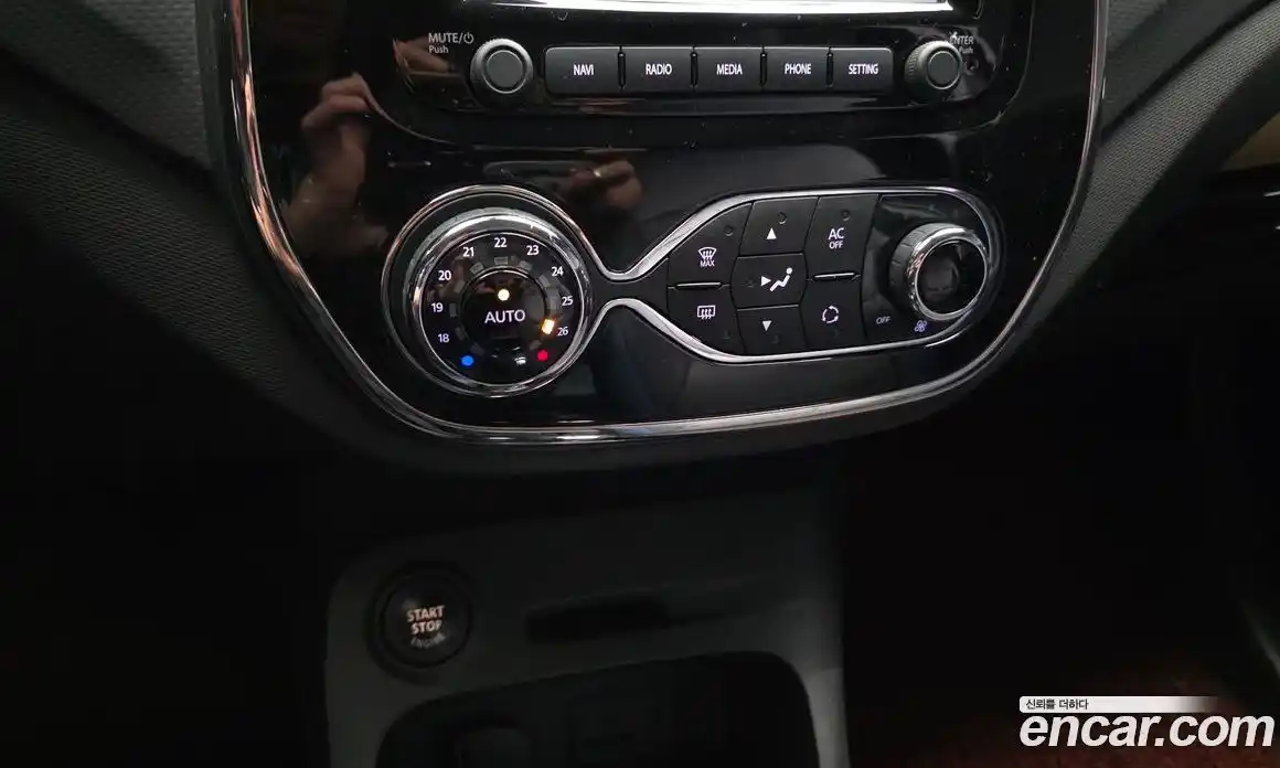 Renault QM3 2015 1.5 гидро в Москве № 1834608, фото 22