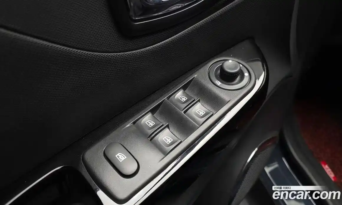 Renault QM3 2015 1.5 гидро в Москве № 1834608, фото 27
