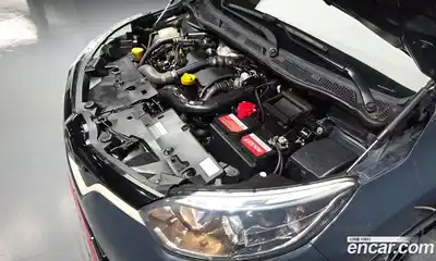 Renault QM3 2015 1.5 гидро в Москве № 1834608, миниатюра 6
