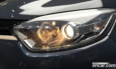 Renault QM3 2015 1.5 гидро в Москве № 1834608, миниатюра 8