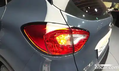 Renault QM3 2015 1.5 гидро в Москве № 1834608, миниатюра 9
