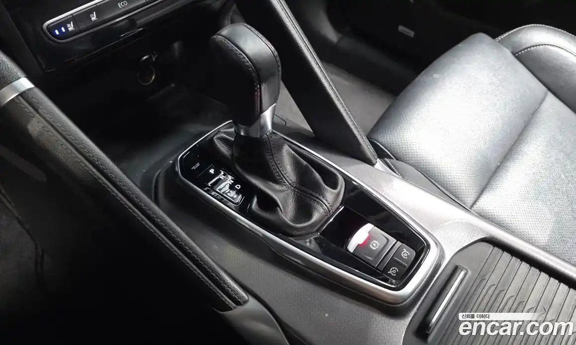 Renault QM6 2017 2.0 гидро в Москве № 1834611, фото 12