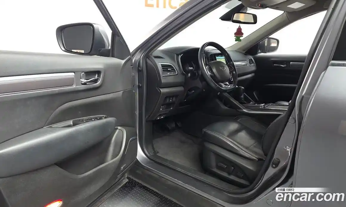 Renault QM6 2017 2.0 гидро в Москве № 1834611, фото 13