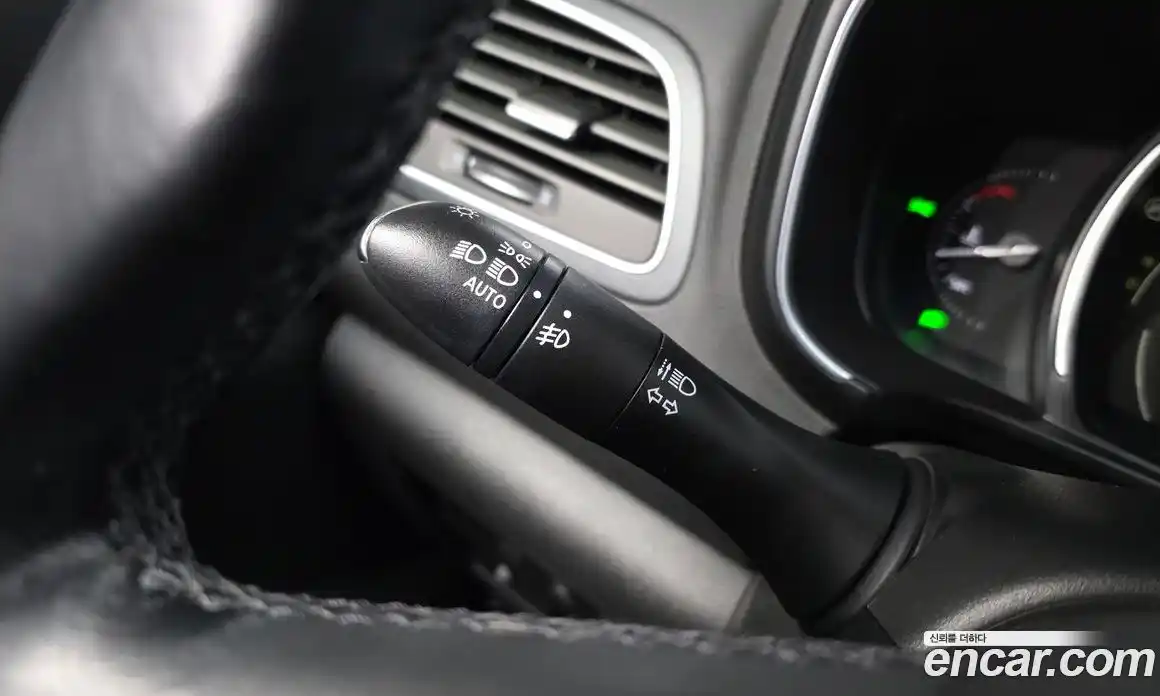 Renault QM6 2017 2.0 гидро в Москве № 1834611, фото 29
