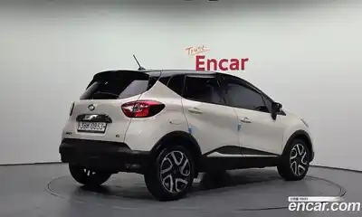 Renault QM3 2016 1.5 гидро в Москве № 1834702, миниатюра 2