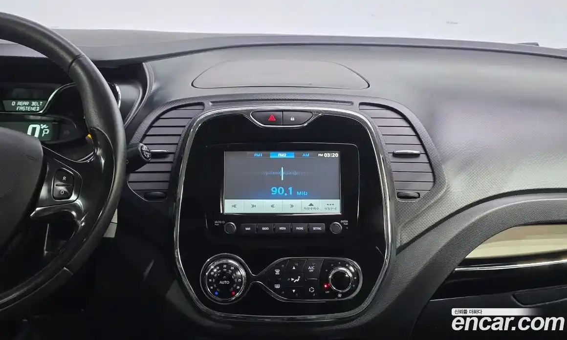 Renault QM3 2016 1.5 гидро в Москве № 1834702, фото 22