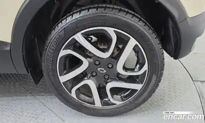 Renault QM3 2016 1.5 гидро в Москве № 1834702, миниатюра 7