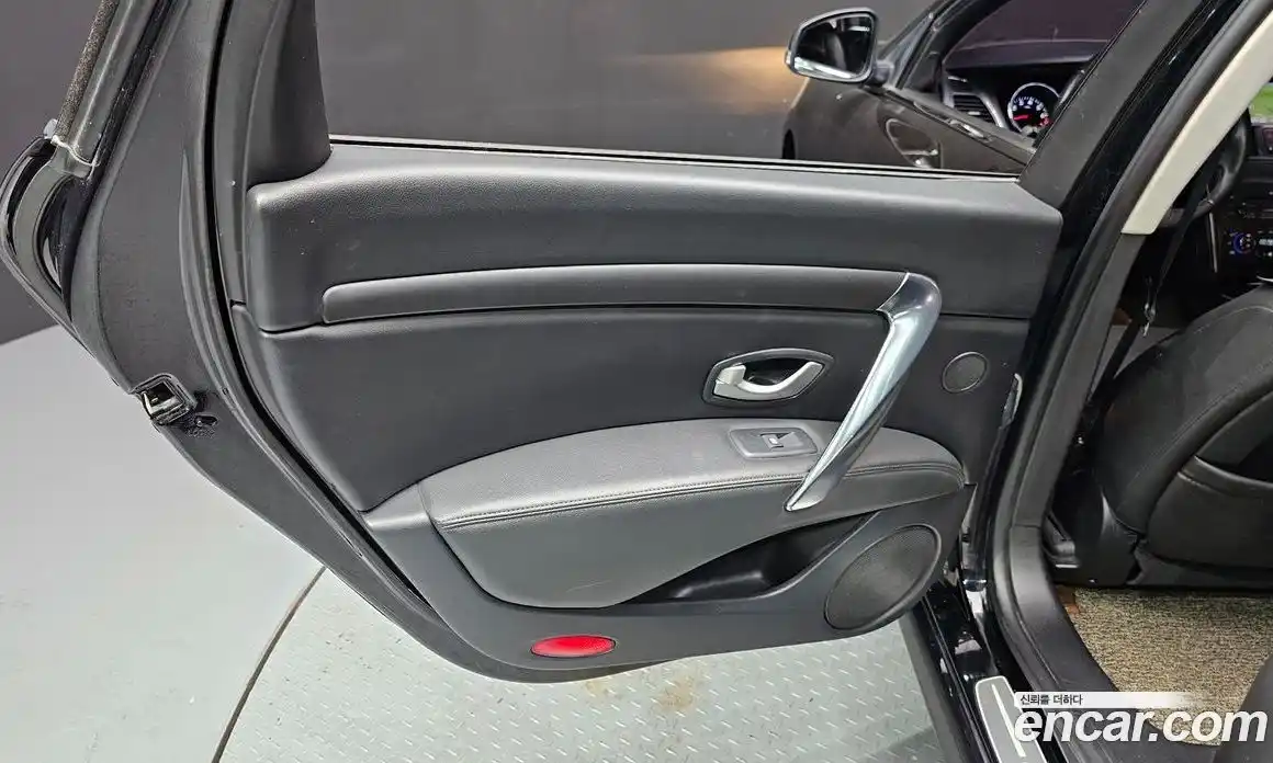 Renault SM7 2015 2.0 гидро в Москве № 1834742, фото 15