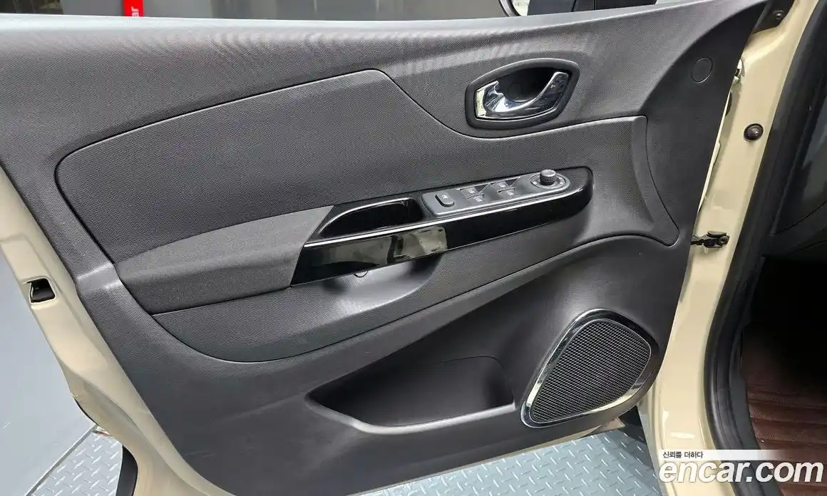Renault QM3 2014 1.5 гидро в Москве № 1834812, фото 14