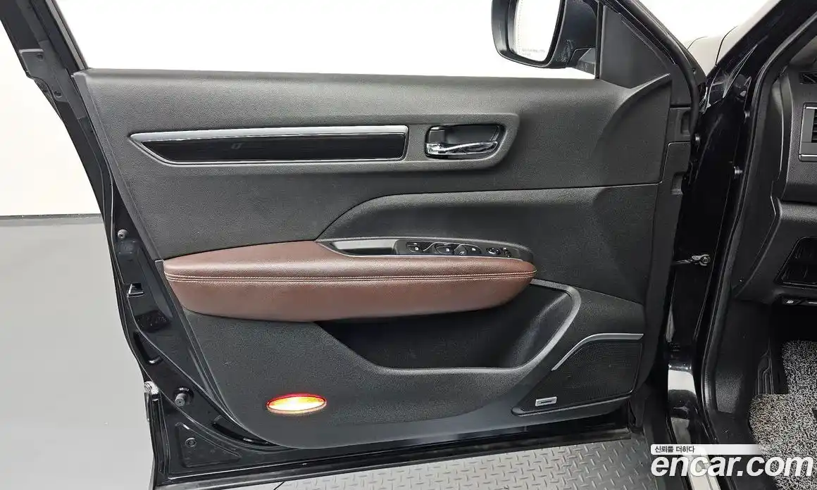Renault QM6 2017 2.0 гидро в Москве № 1835005, фото 14