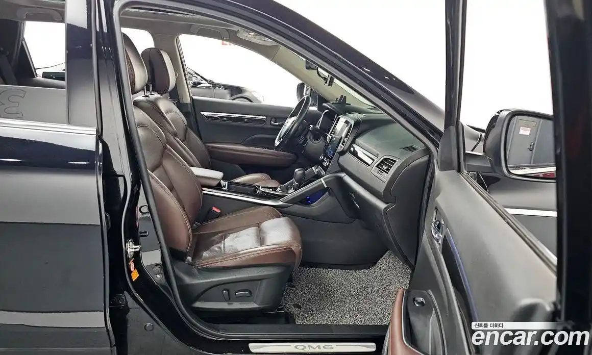 Renault QM6 2017 2.0 гидро в Москве № 1835005, фото 17