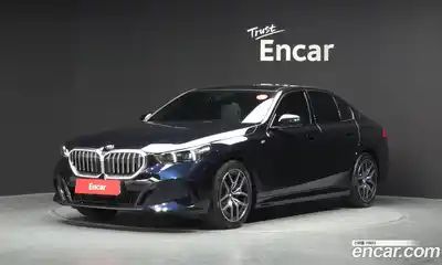 BMW 5-Series, 2025