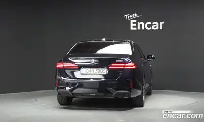 BMW 5-Series 2025 2.0 гидро в Москве № 1835316, миниатюра 4