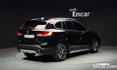 BMW X1 2021 2.0 гидро в Москве № 1835886, миниатюра 2