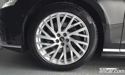 Audi A8 2021 3.0 гидро в Москве № 1836438, миниатюра 5