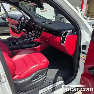 Porsche Cayenne 2023 3.0 гидро в Москве № 1837221, миниатюра 11