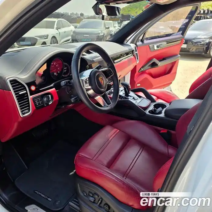 Porsche Cayenne 2023 3.0 гидро в Москве № 1837221, фото 9