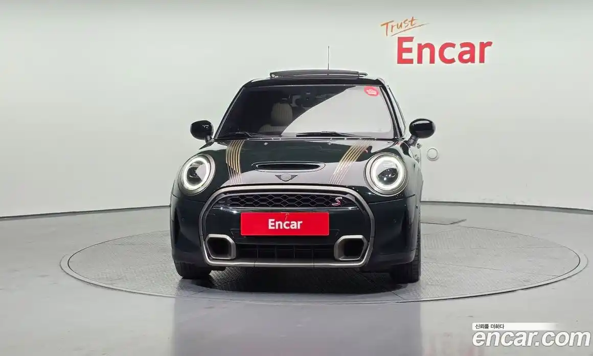 Mini Cooper 2022 2.0 гидро в Москве № 1837583, фото 3
