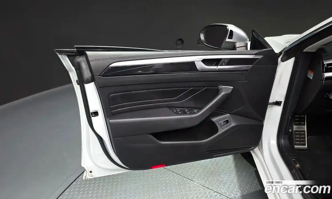 Volkswagen Arteon 2022 2.0 гидро в Москве № 1838027, фото 14