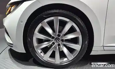 Volkswagen Arteon 2022 2.0 гидро в Москве № 1838027, миниатюра 5