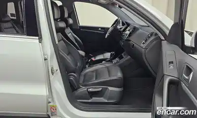 Volkswagen Tiguan 2016 2.0 гидро в Москве № 1838082, миниатюра 11