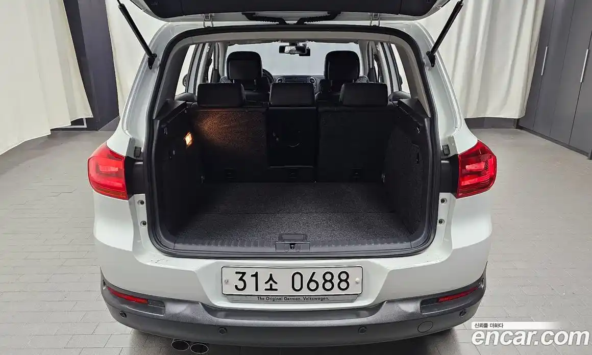 Volkswagen Tiguan 2016 2.0 гидро в Москве № 1838082, фото 20