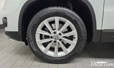 Volkswagen Tiguan 2016 2.0 гидро в Москве № 1838082, миниатюра 5