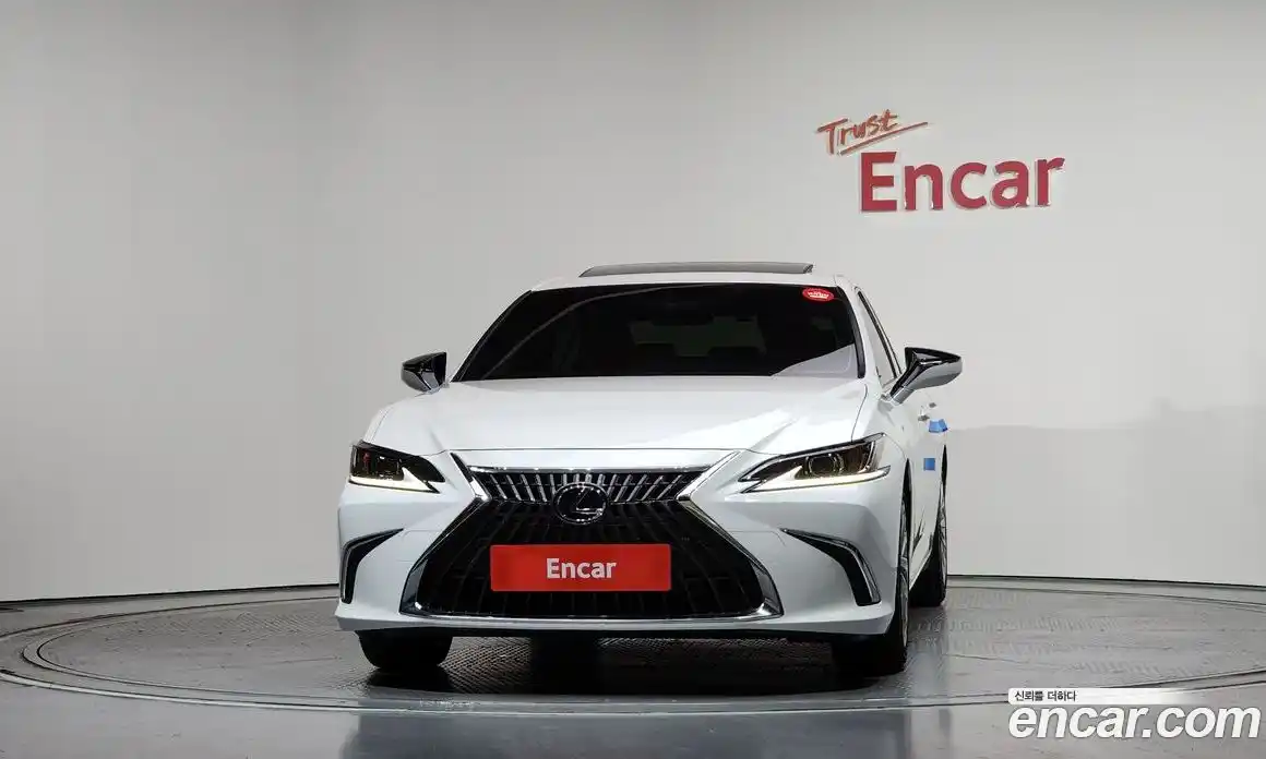 Lexus ES 2023 2.5 гидро в Москве № 1251066, фото 3