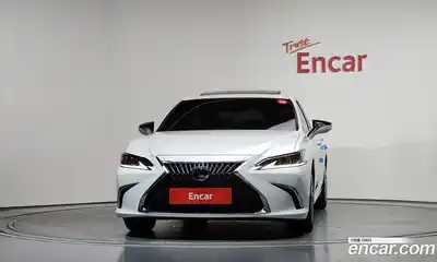 Lexus ES 2023 2.5 гидро в Москве № 1251066, миниатюра 3