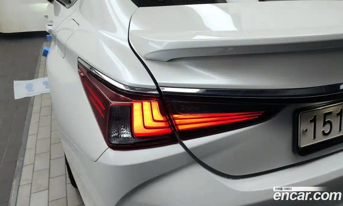 Lexus ES 2023 2.5 гидро в Москве № 1251066, фото 9