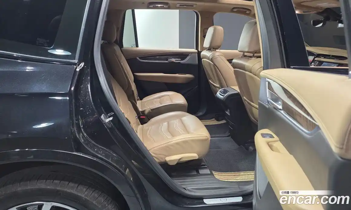 Cadillac XT6 2023 3.6 гидро в Москве № 1253602, фото 18