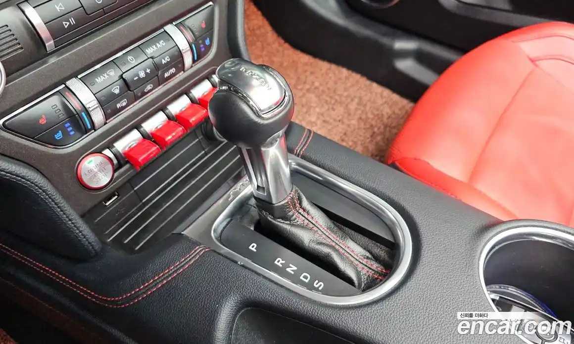 Ford Mustang 2019 2.3 гидро в Москве № 1282740, фото 12