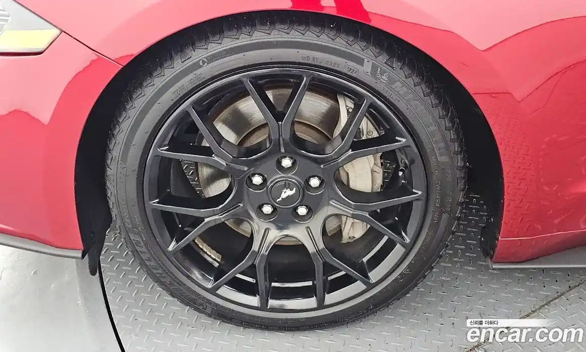 Ford Mustang 2019 2.3 гидро в Москве № 1282740, фото 5