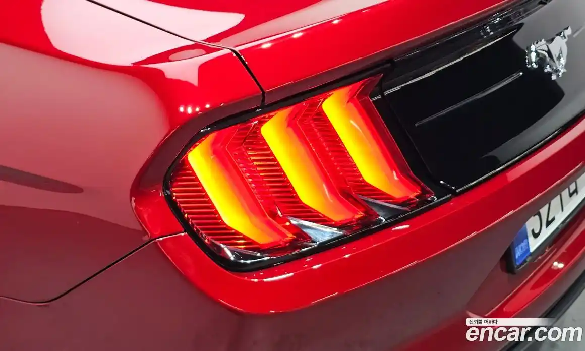 Ford Mustang 2019 2.3 гидро в Москве № 1282740, фото 9