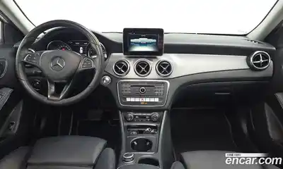 Mercedes-Benz GLA-Class 2019 2.0 гидро в Москве № 1291144, миниатюра 10