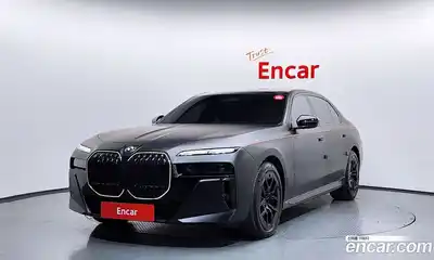 BMW 7-Series, 2023
