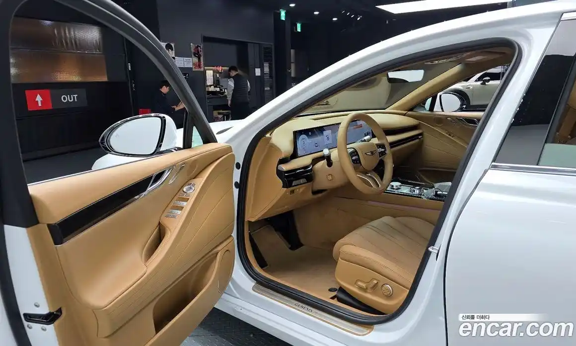 Genesis G80 2026 2.5 гидро в Москве, фото 17