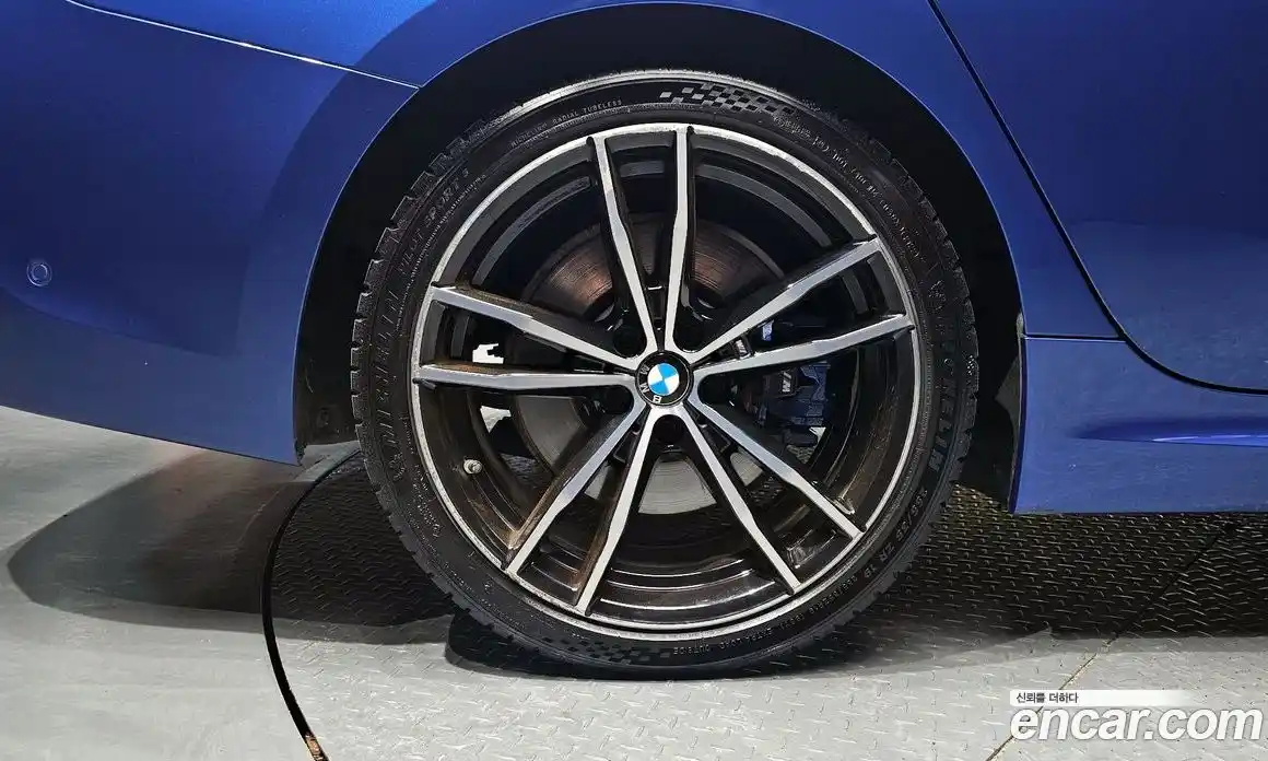 BMW 3-Series 2019 2.0 гидро в Москве № 1347269, фото 4
