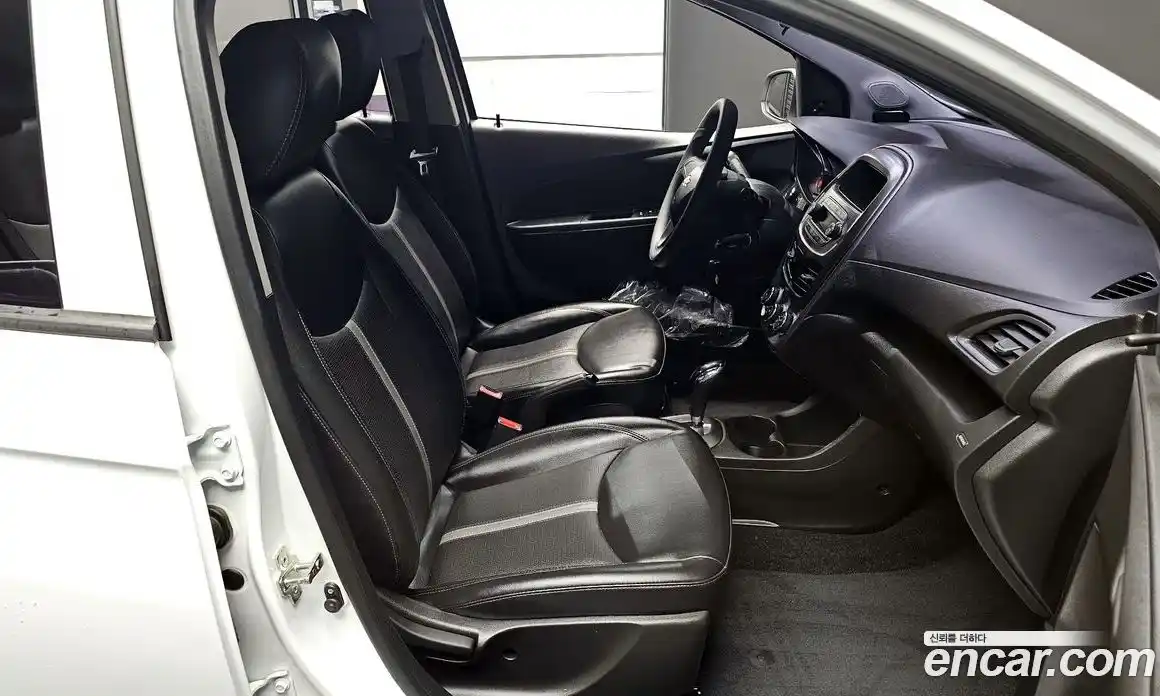 Chevrolet Spark 2019 1.0 гидро в Москве, фото 13
