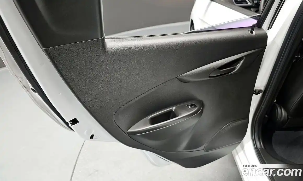 Chevrolet Spark 2019 1.0 гидро в Москве, фото 15