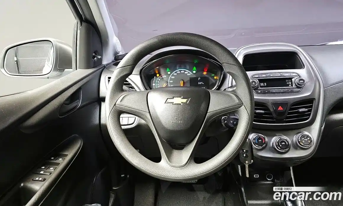 Chevrolet Spark 2019 1.0 гидро в Москве, фото 19
